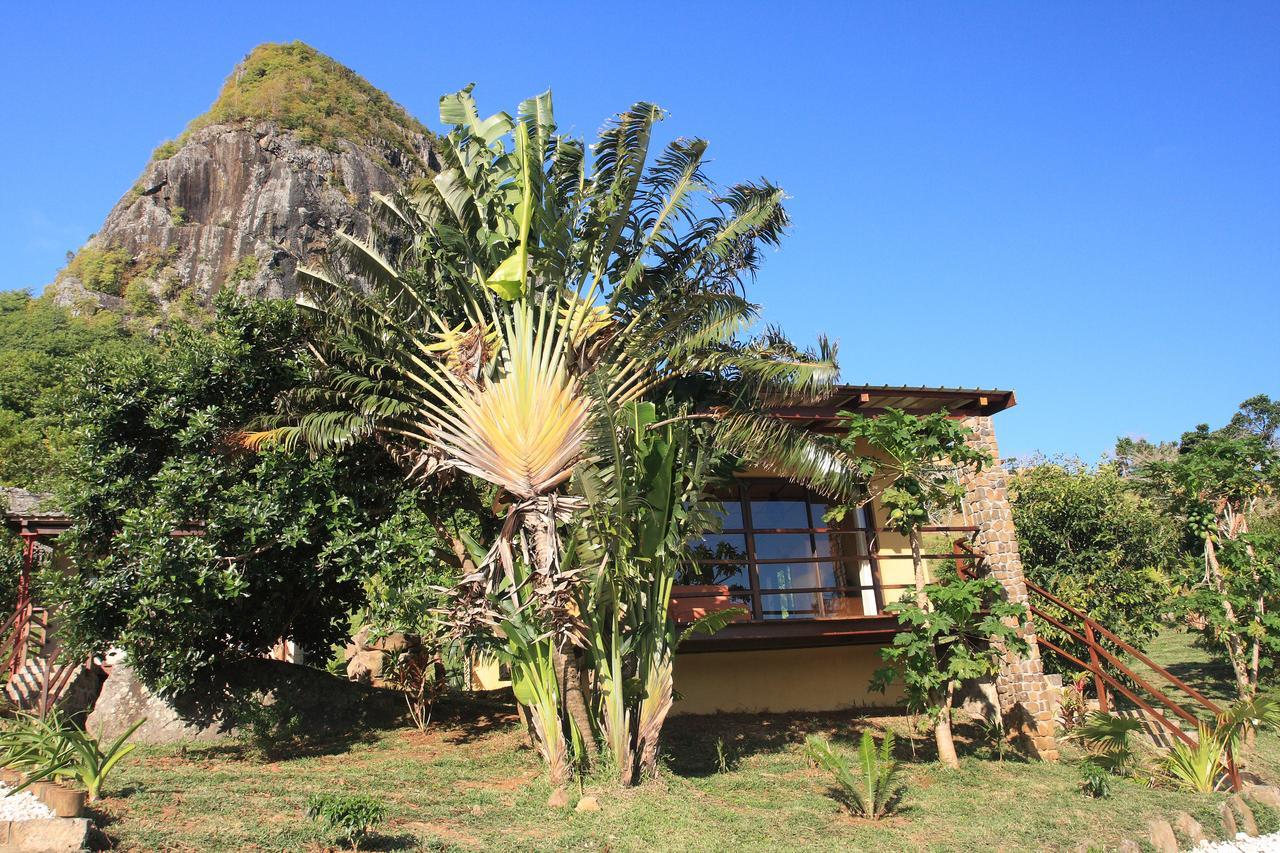 Hotel La Hacienda Mauritius Mahébourg Exterior foto